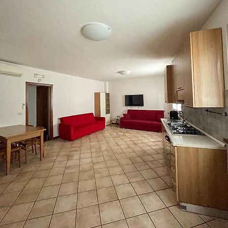 Richi Rent 01 Villa Verona Luaran gambar